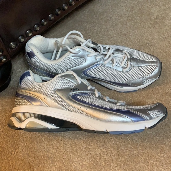 COPY - Ryka Radiant Women’s Walking Shoes - Picture 3 of 5